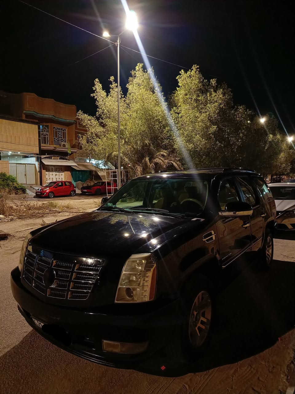 سلام عليكم
Cadillac Escalade 
موديل 2010 خليجي أعلى فئة
رقم خصوصي سليمانية
سنوية منتهية من 2024
مابيها حادث نظيفة الواقع يحكم أكثر من صور تجي تشوف بعينك
ماشية 260,000 KM
محرك 8 سلندر 6200
مواصفاتها معروفة الكاديلاك فتحة سقف تبريد تدفئة كشنات وضعيات تخزين مقعد السائق شاشة امامية خلفية حساسات خلفية دواسات مع الابواب واكو هواي بعد ....
المكان حله بابل مركز المدينة
السعر 220 ورقة وقابل للتفاوض حك الجية ويشوف خيرها الياخذها 
رقم للتواصل واتساب : ***********
