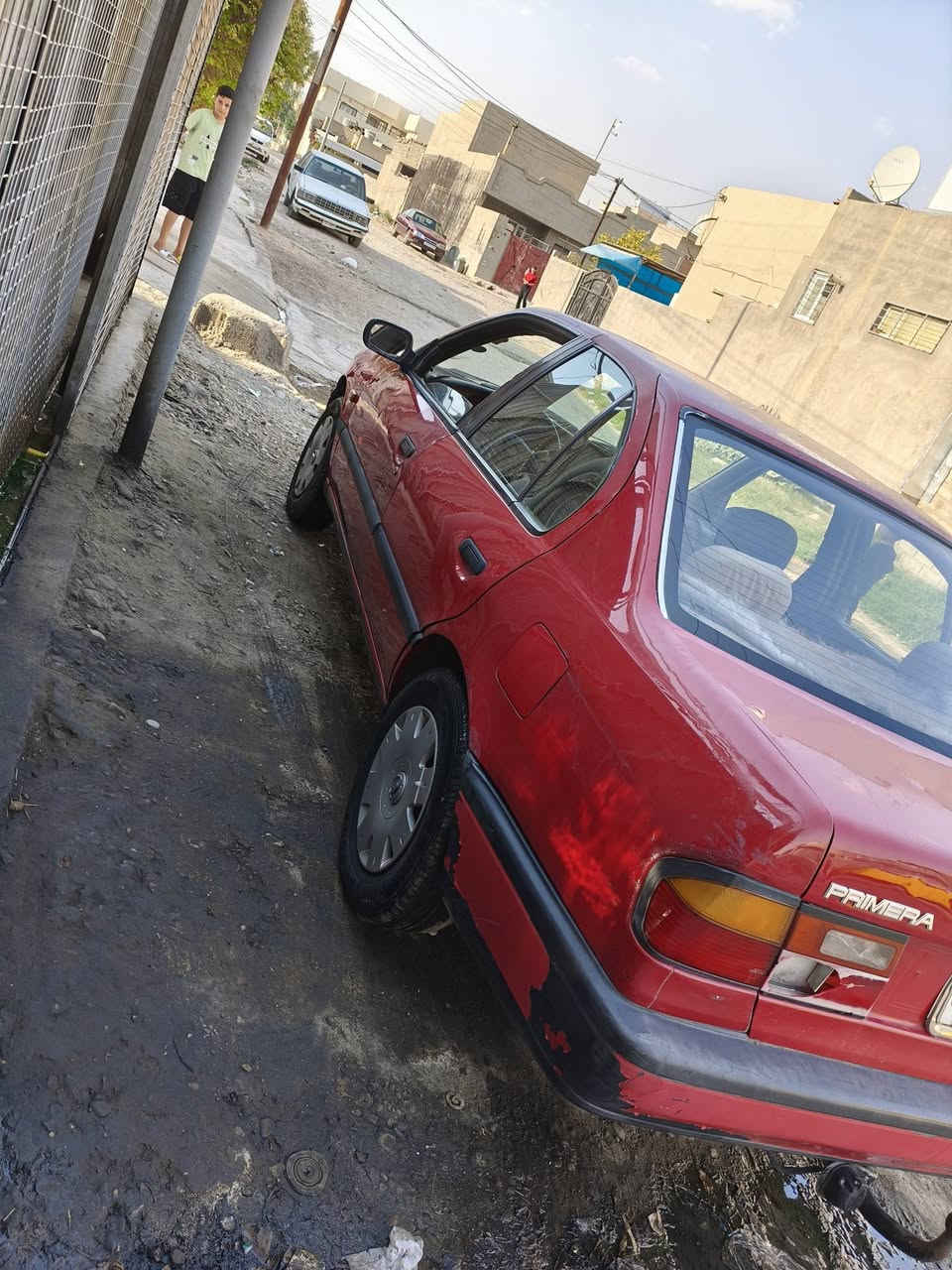 سلام عليكم نيسان برايمر موديل 92 محرك شرط لاصرف لا بخار سنويه منتهي بي دفتر بانزين شرط التحويل سعرها 30 بي مجال  *********** شراي اتصل
