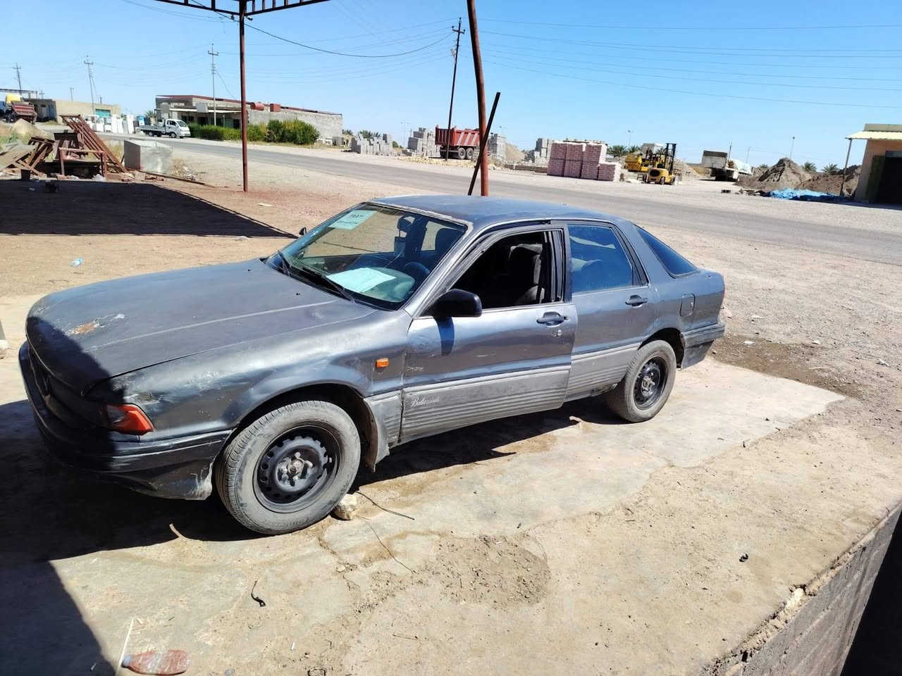 متسيبوشي 1991 السيارة مثل ماموضحه بالصور السيارة مدفوع كمركها فحص مؤقت ماعليها ولا دينار كير ومحرك  كفاله 
السعر: 17 وبي مجال 
للتواصل: ***********
