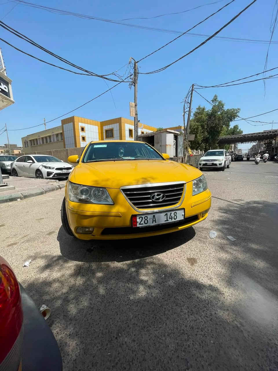 يالله السلام عليكم للبيع سوناتا موديل 2009 خليجي  بيها بارد   بالبنيد وشويه من الجاملغ رقم نجف مصفره هيئه وغرامات سنويه ل 30 سعره 98 وبيها مجال حداديه جاهزه  تخم  تاير جديد صار سبوع شاده كير مكينا مكفولات 
خطها رميثه نجف حجم المحرك 2400 تبريد ثلج لاتنقص ولا تبخر السياره خير من الله ***********
