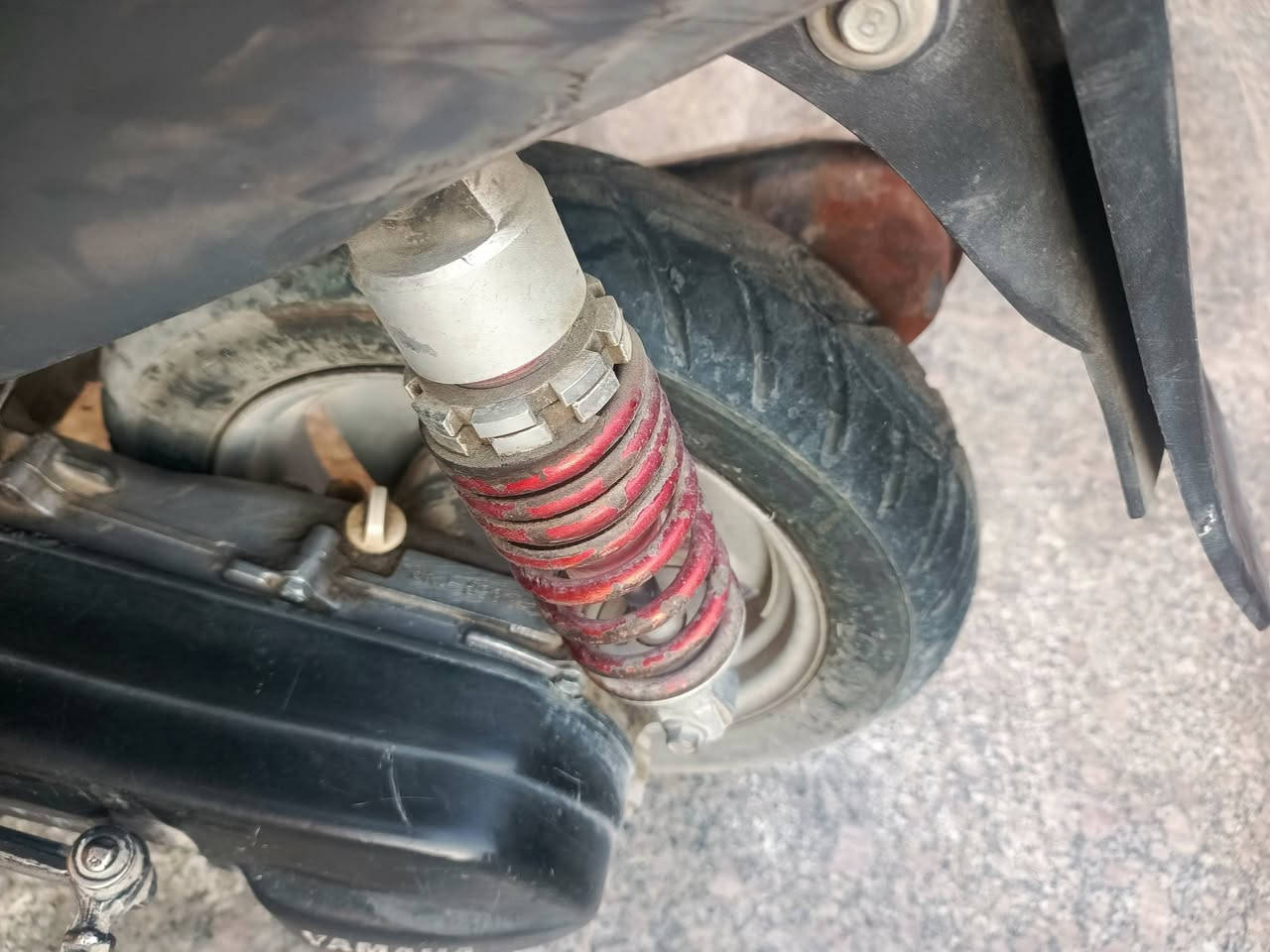 دراجه بطه ما مفتوحه   شغال كهربائي  السعر200 وبيها مجال العنوان كربلاء   من محطه الفارس رقم الهاتف ***********
