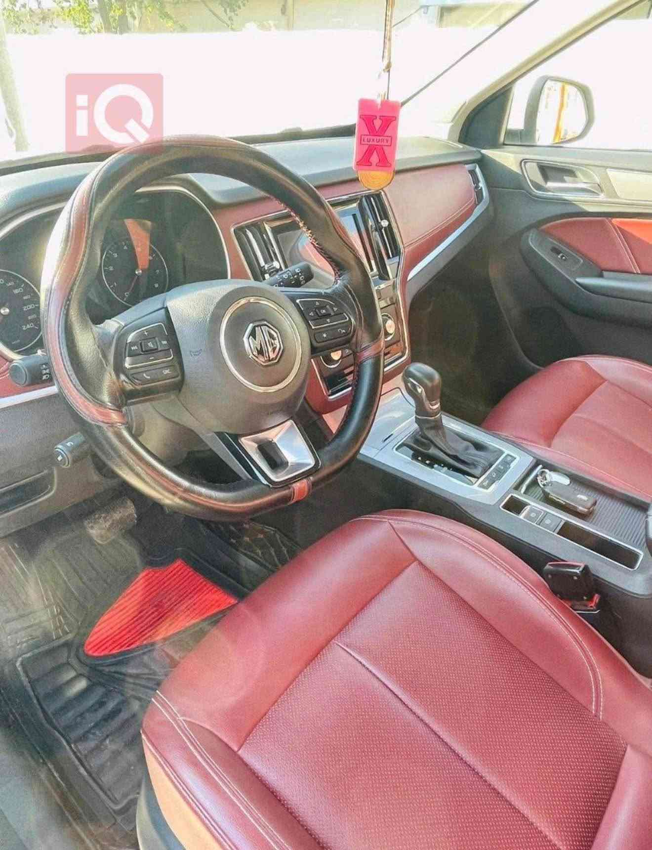 السلام عليكم 
للبيع بسعر مناسب جداً 
او مراوس سد بسد بدون فرق يفضل ( byd )
MG RX5 2.0T
  موديل 2022 
 سنوية بأسمي تحويل مباشر 
ماشية 90 الف تقريباً 

بعدها بالضمان 
السعر 128 ورقة 
المكان الدورة 
*********** بغداد, العراق

نص مكتوب في الصور:
- iQ