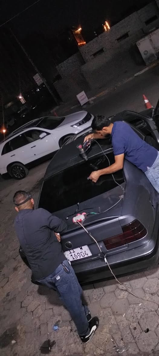 سلام عليكم بي ام دبليو موديل 91 مسجلة 90 رقم بغداد الجديد مكينة جديدة 25 مسكر فانوص صار شهرين من شاده صدر 75% بيه نواقص بسيطه مكفوله من الضربة وال كص بيه نواقص بسيطه عليه اكزوز ريمونت تخم تاير جديد باتري جديد سعر 54 اوبيه مجال مكاني بغداد بلديات استفسار ***********
