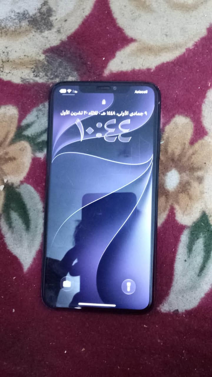 ايفون ١١ برو ماكس • ٢٥٦ • بطارية ٧٤٪