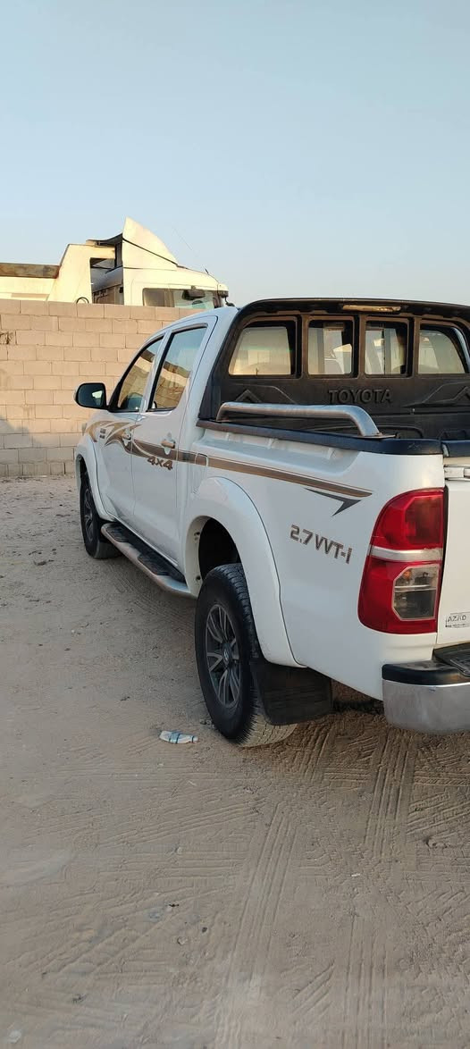 سلام عليكم للبيع فلاونزه فور ويل مكفوله كفاله عامه من كل شي كلها شغاله رقم بغداد صاحبها يريد مداور سعر 175 ستفسار ع رقم مكلف بنشر ***********
