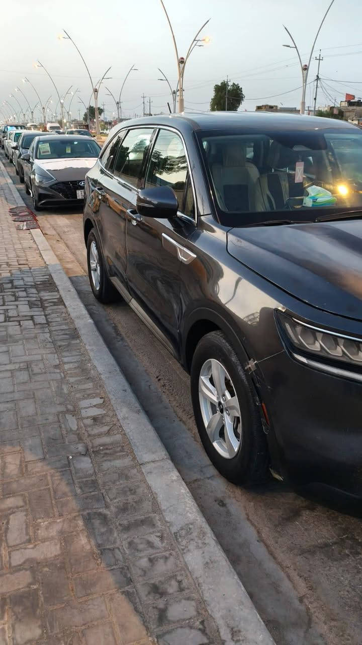 السلام عليكم
اسم السيارة كيا - سورينتو
موديل : 2021 وارد امريكي
الفئة : LX
نوع الضرر : تصليح ربع البنيد والجاملغ وبابين نفسهن ليبل واحد بدون تبديل رقم الشاصي مرفق
اللوحة : مرقم بغداد بأسمي 
 السيارة احلى من الصور
المواصفات :
1- شاشة كبيرة للتحكم في الايعازات
2- كامرة خلفية 
3- ويل كب اصلي
4- حدادية جديدة على وضع الشركة
5- السيارة 7راكب
6- تحكم ستيرن
9- المازدات لد
10 - كشاف زينون
11- محرك 2500 GDIالاحدث تقنيا
12-الوقود والسرعة والكفاءة تكنلوجيا لعام2021
13- سستم صوت بلادي
14- نظام اطفاء ذاتي
16- كاتلوك + سبير + جك بلاديات
17- مانع انزلاق ABS
18- رادار امامي مانع اصدام
19- المرايتين تحكم كهرباء
20- إشارات بالمرآتين
21- حساسات خلفيه
23-  انظمة قيادة ( اعتيادي-رياضي-اقتصادي )
24-  مداخل USB
25- شاشة عطلات
26- حساسات اطارات
السعر 185 وبيها مجال 
المكان البصرة الزبير
الانصال على 
***********

