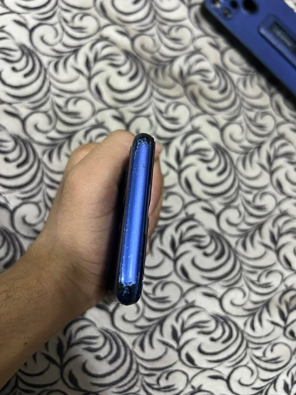 ريلمي ١٢ • ذاكرة ٦٤ • شاشة مبدلة