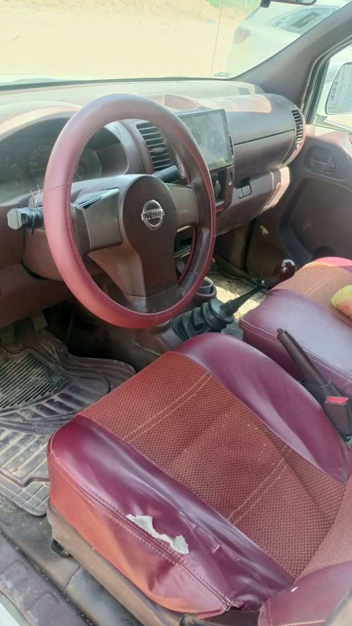 سلام عليكم 
البيع
سعر 75 ورقه قفل 
موديل 10
***********
بدون صبغ ماعدا شويا بل جاملغ بصيط 
عازيا ترتيب بصيط
