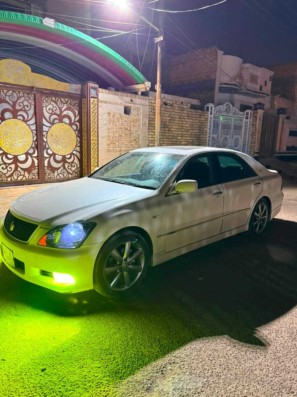 شاهينه 2007 شاصي 80 رقم بصرة انكليزي بسمي  مداور ثاني يوم السياره كارتون  السعر 175 وبيها مجال شي قليل مكاني ميسان ***********
