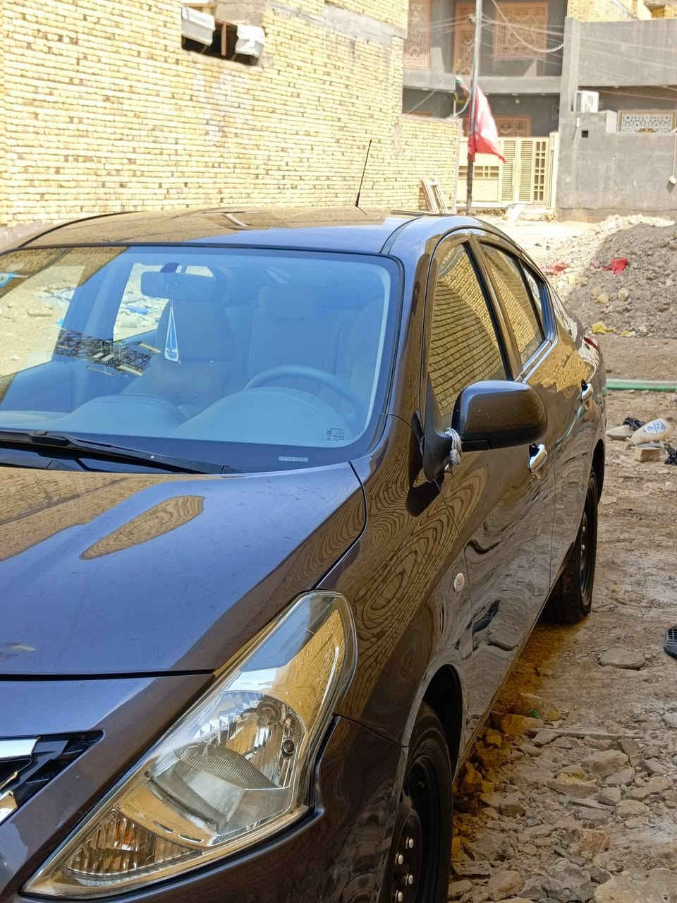 السلام عليكم
نيسان صني م.2023 هندي خليجي 
كير محرك تبريد شركة بلاد
 ماشيه 25 الف 
مكان السيارة ناصرية مركز 
رقم ذي قار بأسمي تحويل ثاني يوم 
كفاله عامه من التبديل والصبغ السيارة تقرير دخول الأمارات خليجيه 
سعر السيارة 105 وبيها مجال بسيط
كل تفاصيل السيارة مذكورة الشراي يتصل غير متواجد على برامج التواصل 
***********
