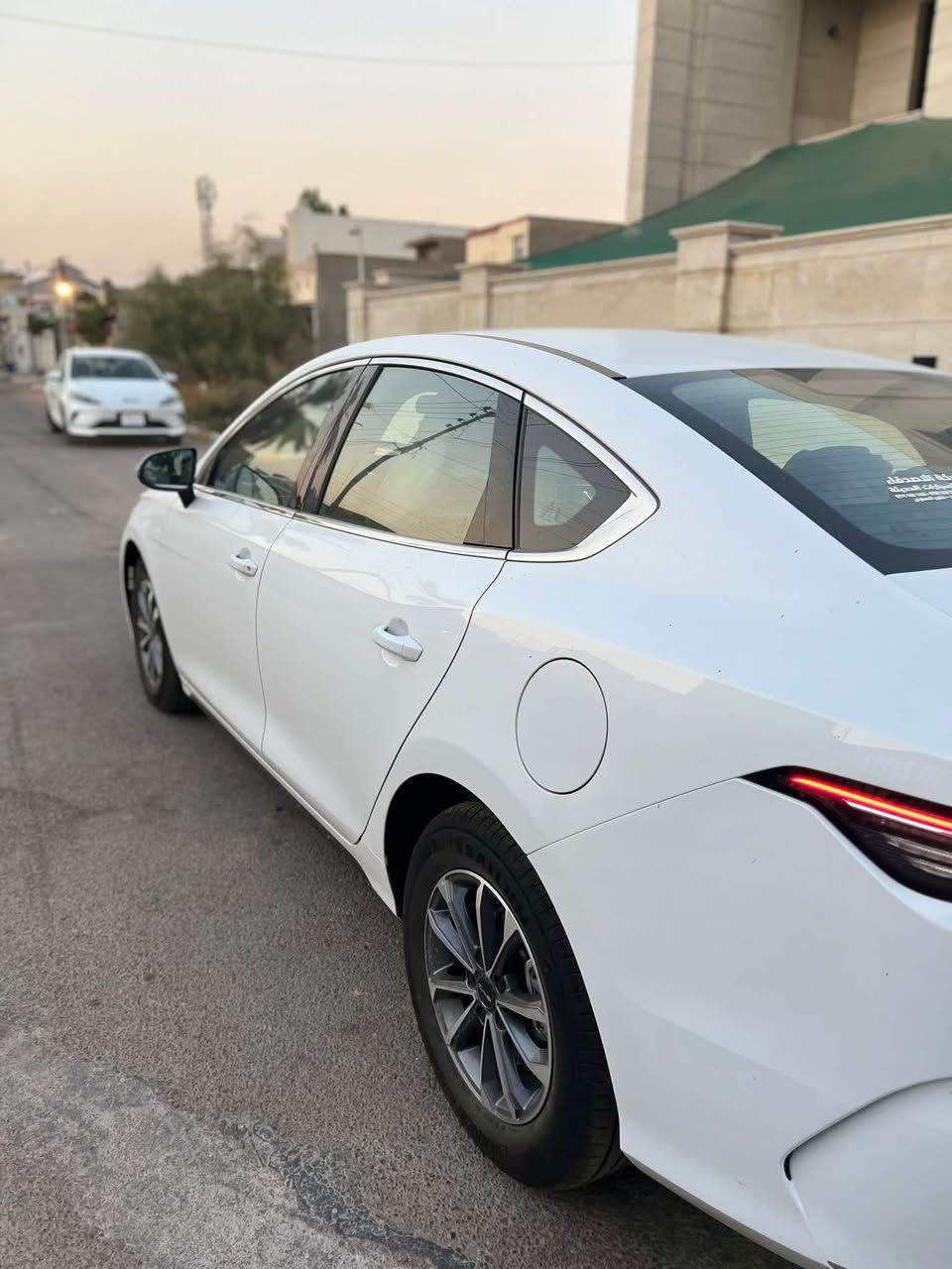 سلام عليكمBYD2025 زيروو ماشية 1000 فقط بعده على وضع الشركة مكفولة كفالة عامة فول مواصفات للاخير فتحة سقف حساسات كامرة خلفية شاشة قلابة
مكاني بغداد
***********

