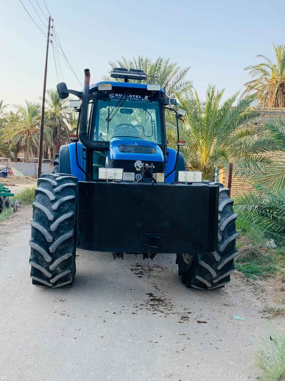 نيوهولند 140مكيتنه جديده مكانه ناصريه شظره ***********   /***********
