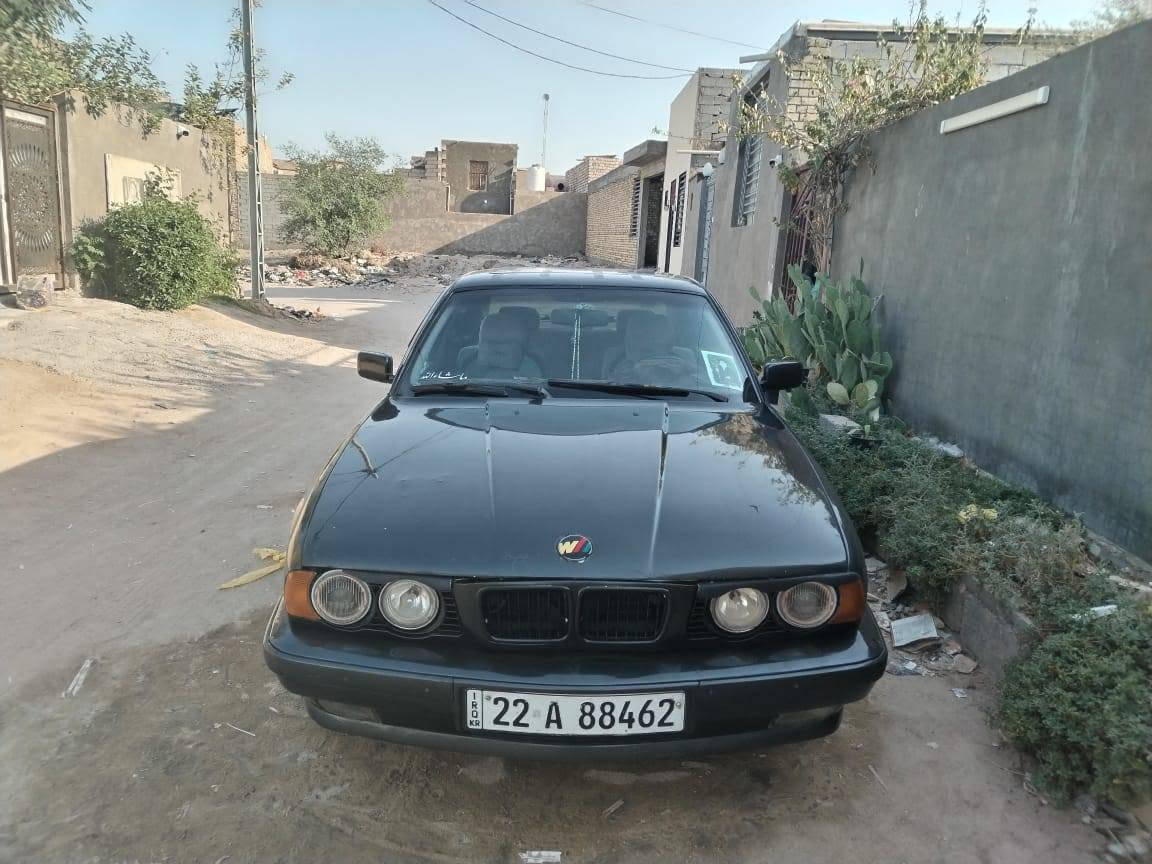 بي ام 525i • مديل 90 • نجف