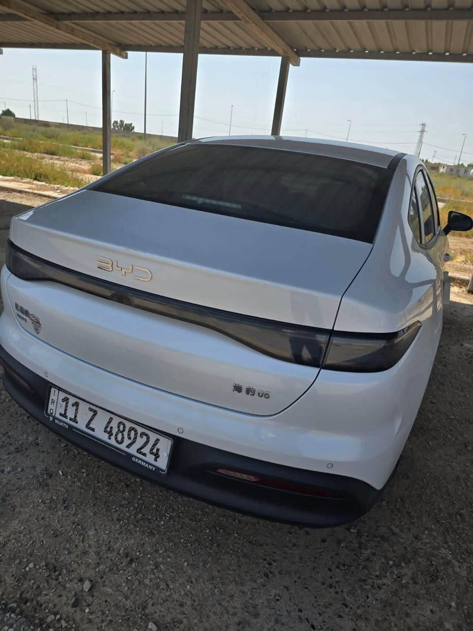 BYD seal05
ويل كروم
مواصفاتها معروفه
2025
ماشيه14الف
بيها بارد بالباب الخلفي عكس السائق موضح بالصور
سعرها19مليون
مكانها بغداد 
***********
