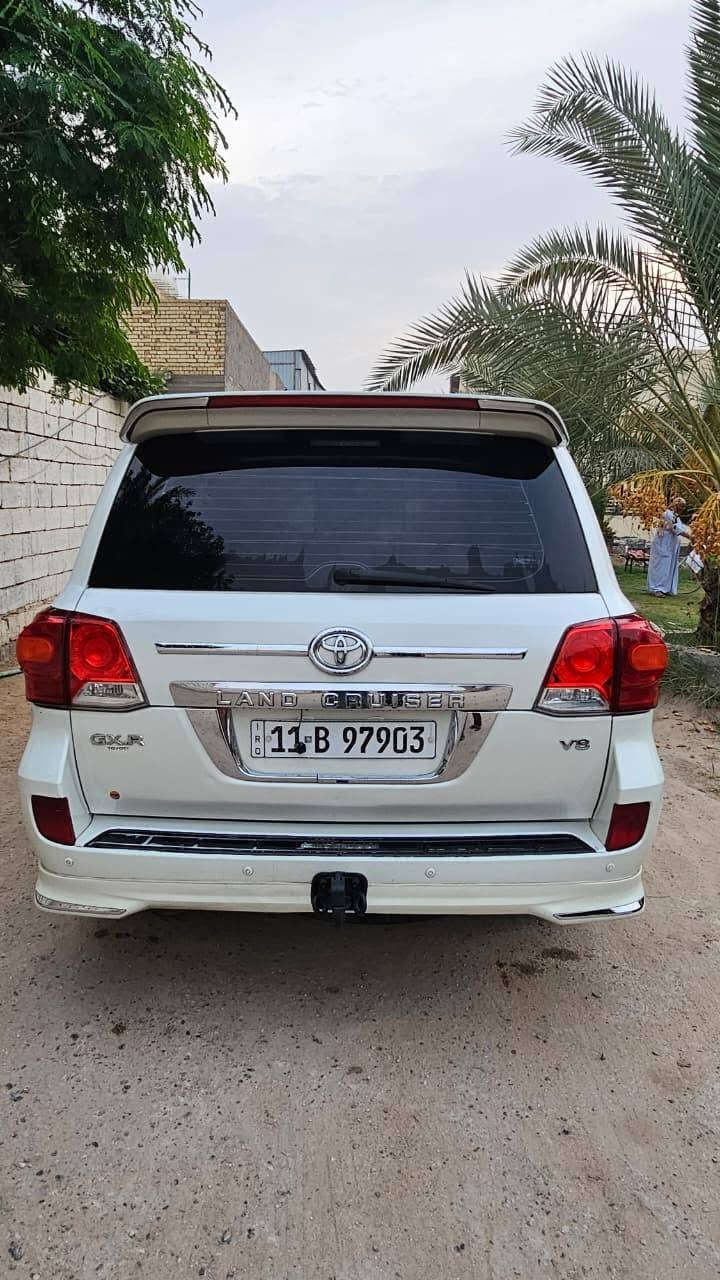 لاندكروز • ٢٠١٠ • فول مواصفات