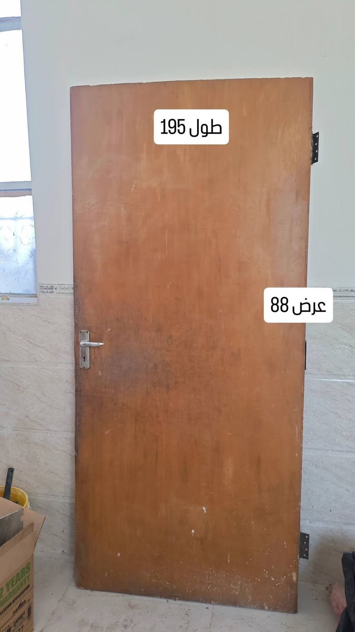السلام عليكم
بيبان خشب للبيع عدد 3
خشب تكمة درجة اولى كله حشو من الداخل
كيلون شغال اصلي  بس مفاتيح ضايعة
البيبان موضحة بالصور الصفحة الثانية لكل باب نضيفة كسر مابي سعر الباب الواحد 35 مكاني بغداد حي اور ***********
