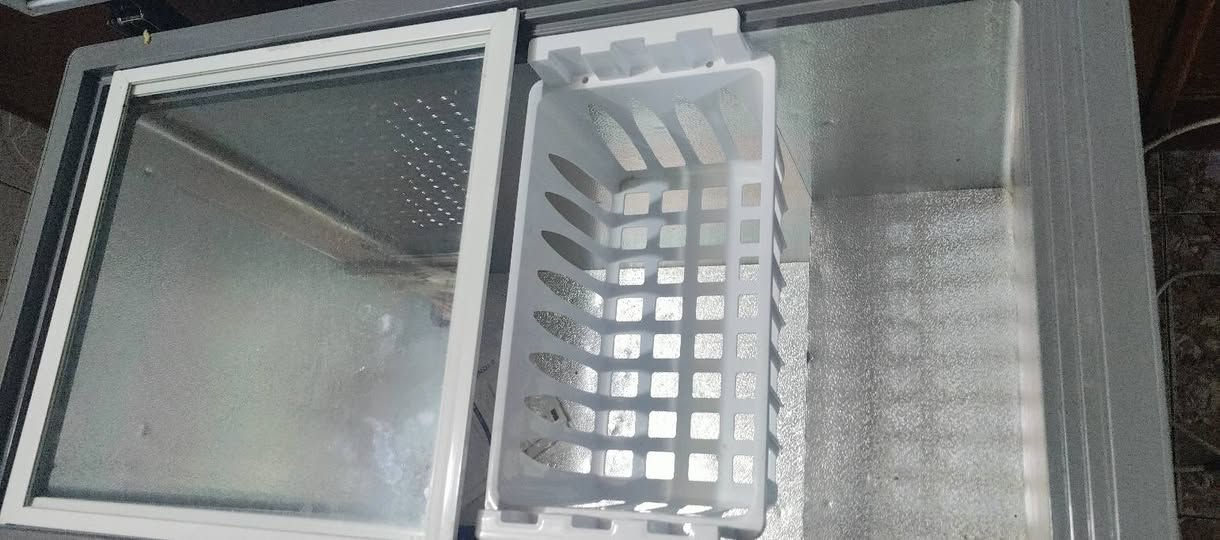 مجمدة • ١٢ قدم • نضيفة