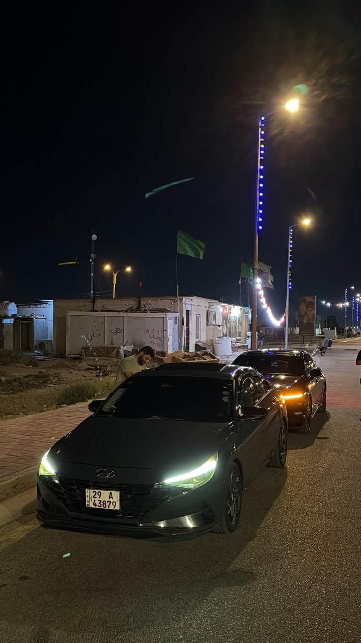 السلام عليكم
النترا ٢٠٢٣ امريكي 
السيارة فول مواصفات 
فتحة سقف 
رادار امامي 
رادار خلفي 
رادار جانبي 
مود درايف ٣ وضعيات 
شاشة دجتال متصلة تدعم كار بلي
اناره داخليه بلاديه تتغير من الشاشه 
اشاره بل امرايه 
هيتر كشنات 
تبريد بيانو (مناخ منفصل)
بصمة تشغيل 
بصمة ابواب
جنطة تنفتح عند الاقتراب 
ترحيب اناره بل يدات عند الاقتراب
تشغيل عن بعد 
تحكمات ستيرن جهتين 
تثبيت سرعه 
تحديد مسار 
مانع انزلاق 
كير ٨ نمر 
كامرات خلفيه ٢
السياره كلش حلوة ونصبتها حلوه 
ماشيه ٨٥ الف كيلو قابل للزياده 
السياره ماناقصها شي
ارضيه + كشنات مدوشمة 
اقره مواصفاتها كلهن 
رقم واسط بأسمي تحويل ثاني يوم
سعرها ١٢٥ وبيها مجال 
للاستفسار 
***********
