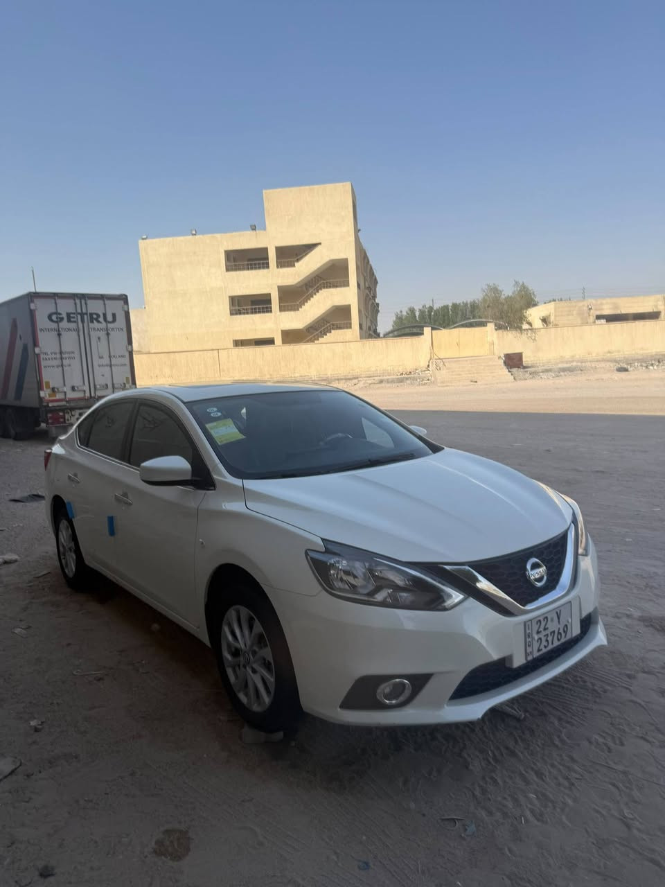 ‏ نيسان سنترا موديل 2025
فول مواصفات 
مواصفات معروفة
فتحه 
شاشة لكزز 
داخل بيجي 
تحكم ستيرن 
 ماشية 15 الف
 بيه بارد بلباب الخلفي  شي بسيط
رقم أربيل 
شركة مهند فاضل 
 وكالة أو تحويل ثاني يوم 
مكان البصرة 
بيه مجال بسيط 
سعر 133
‏للاستفسار 

***********
