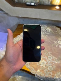 ايفون ١٣ • ذاكرة ١٢٨ • بطارية ٨٩%