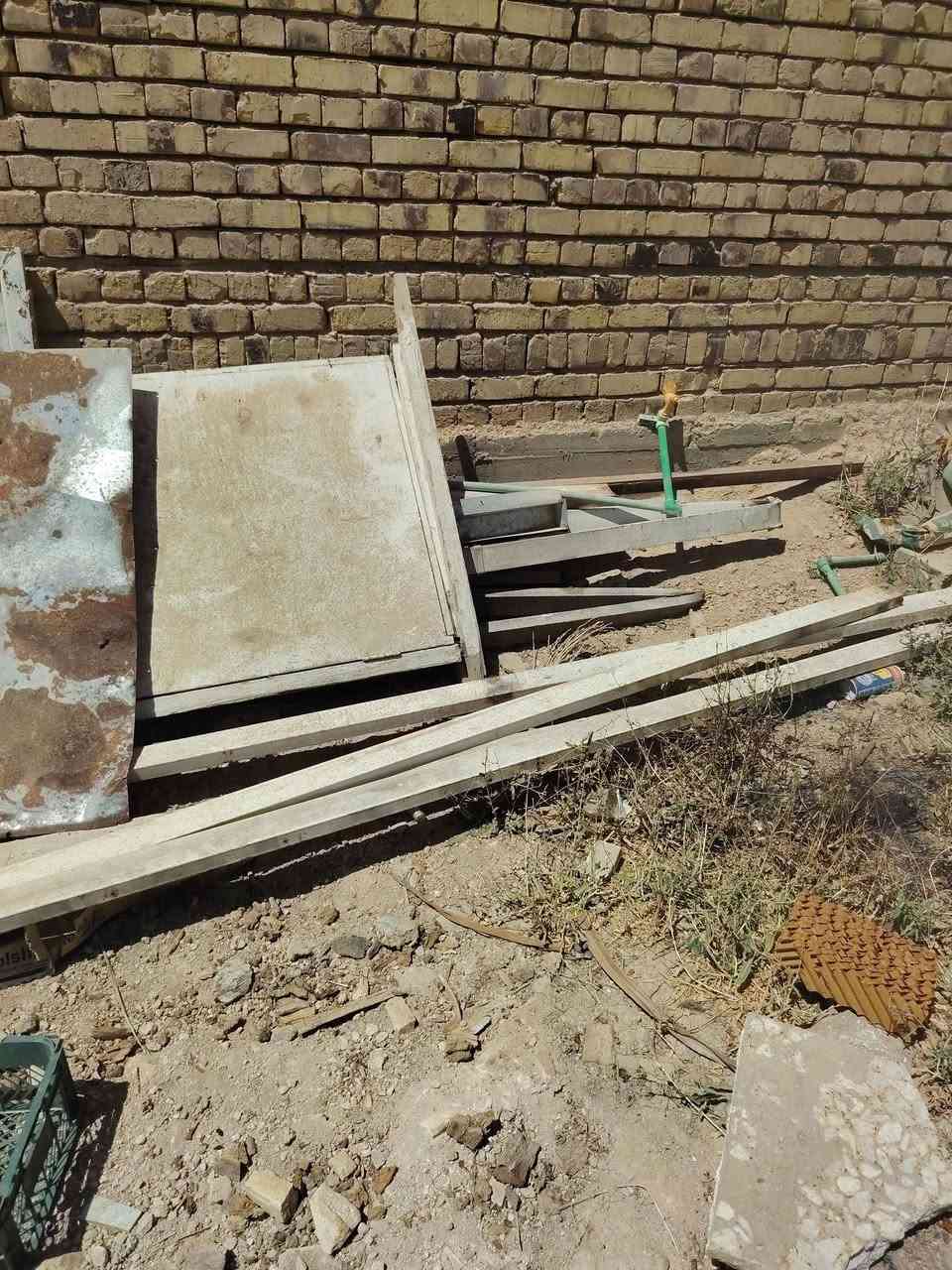 كيربي ٩ قطع طول القطعة الواحدة ٣ ونص
بوري شخاطه ١ ونص انج في ٣
هيكل مختلف الاطوال
يكفي سقفية طول ٩ أمتار في ٣ ونص
عدد ٢ ابليت ٤ في ٨ موغلون سمك ٠/٥
باب في في سي متر و٨٠ في ٨٠
مكاني كوفه للتواصل اتصال
***********
***********
السعر ٢٢٥٠٠٠ بغداد, العراق
