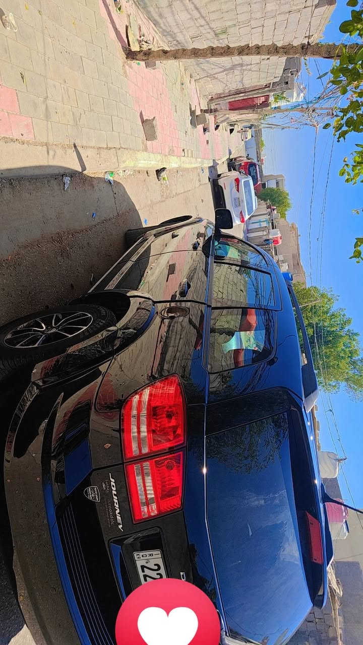 دوج جورني لون اسود موديل2018
رقم اربيل مداور شوكت مايعجبك 
مكينه 2400 

7راكب
حادث كلش بسيط جاملغ وبنيد وموضوح بصور 
مكان السياره كربلاء 
سعرها122وبيها مجال للتواصل (***********8)
