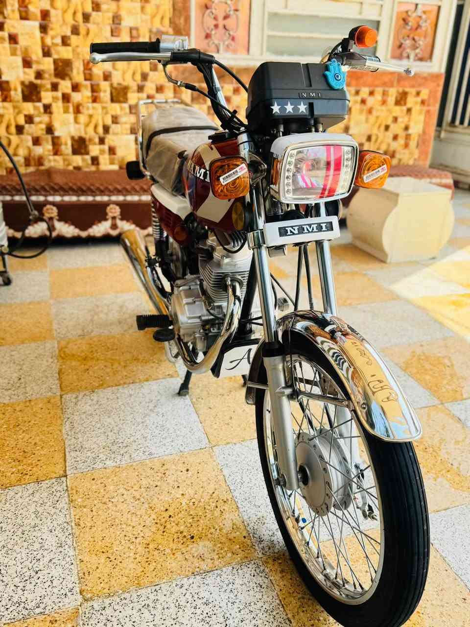 شلامجه ٢٣ بلاد مو تعمير كفاله اوراق صولي 
١٢٠٠ وبي مجال قليل 
***********
