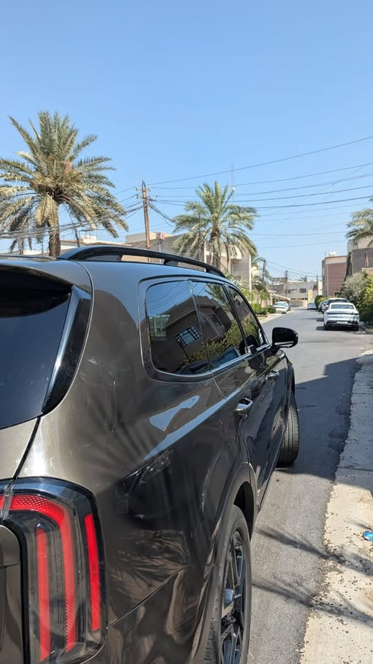 السلام عليكم كيا تيلورايد 2024 لون مُميز فول مواصفات للاخير اعلى فئة بعدهة جديدة
بدون رقم تترقم كردستان فقط 

ماشية 8،000 فقط حادثهة كما موضح بالصور

بيهة شبر بالصندوك وشبر بالجاملغ الخلفي صبغ فقط

فول مواصفات 

محرك 3،800      6 سلندر
شباك بيانو بلاك
فتحتين بالسقف 
كراسي خلفية مُنفصل
كامرات 360 
رادارات 360
الكشنات تبريد وتدفئة وجلد وخزن ميموري
عدادت دجتل
كشنات كهرباء 
3 قطع تبريد
ويل اسود بلادي 
النيكلات لون اسود بلادي
انارات led
الداخل كلة صاج بلادي

وبقية المواصفات المعروفة 

تريد اسلمك مرقم او بدون رقم 

للاستفسار   ***********

نص مكتوب في الصور:
- 4 / 17 bid.cars/en/lot/0-422797 BIDCARST