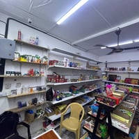 اسواق للبيع في بغداد البياع منطقة السويب الشارع العام 07902643985 للست...