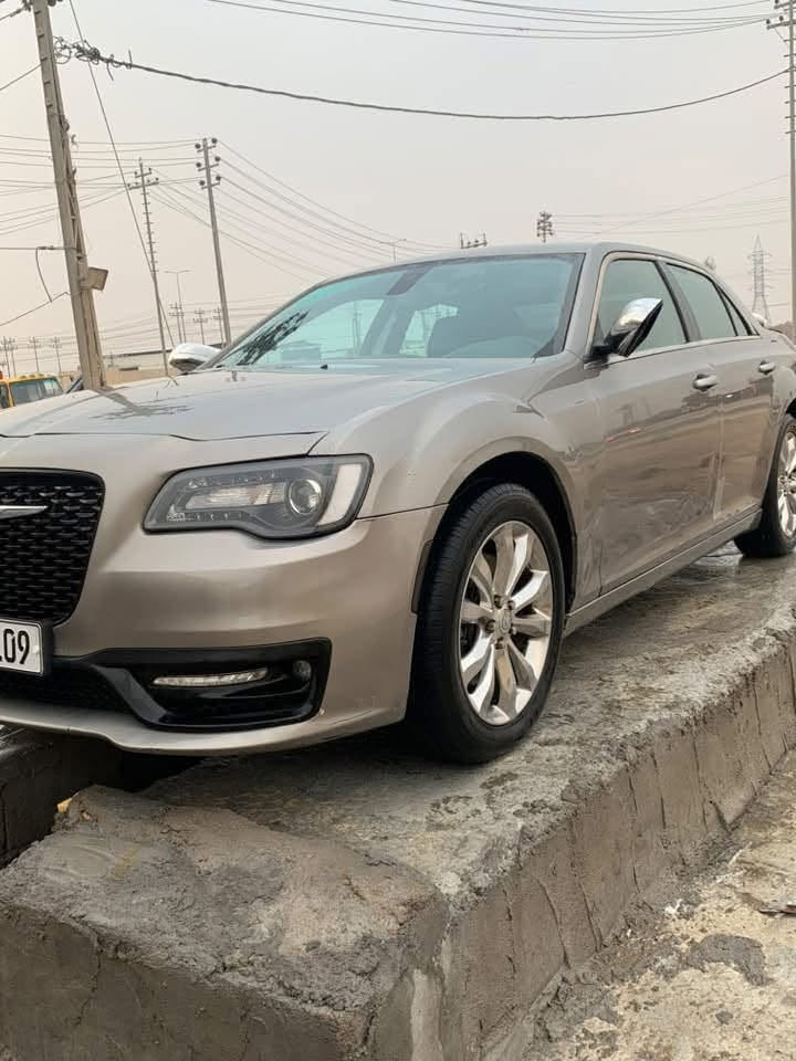 اوباما ..أعيد النشر بسبب الوعود الكاذبه 

للبيع فقط 14 محدث 19  

فول بنوراما كشنات حظن جلد تدفئه وتبريد 

بردة خلفيه 

+ كامرة خلفيه دوارة 

وبيه مواصفات هوااي معروفه 

شوف العين السياره جديده 

رقم ذي قار بسمي حلوه سيارة وجاهزة 

محرك كير تايرات وحداده خلفي وامامي 

تبريد ثلج حادث خفيف 

جاملغ وشبر من البنيد فور ويل ملغي تو ويل حالياً السعر ١٣٣ بيه مجال 📍مكاني بصرة كرنه  

***********
