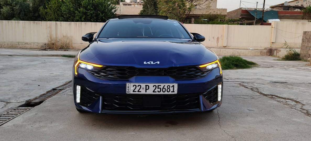 سلام عليكم من رخصت ابو الكروب للبيع كيا فايف موديل 25 رقم اربيل ماشيه 18الف سياره 2500ون تيربو مزود عله التيربو بيها عطاس تيربو كاربون مال بانزين بيها جاملغ الخلفي بي ضرر بلا ايربك انطيك شرط بلا ايربك بلا دواخل سياره جديده بمعنى الكلمه بيها شفتات بل ستيرن فول السياره شون ما اوصفها الك ما ابينها للتواصل *********** كورك *********** مامتواصل عله فيس
