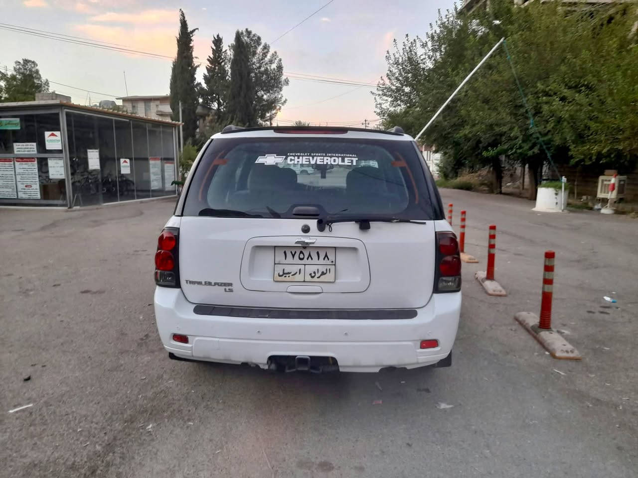 سلاوتان لێ بێت شۆفرلێت بلایزەر ٢٠٠٨ بێ بۆیاخ یەک بست ساردی هەیە بە شەرتی گێڕو مەکینەو ئەکسل دەعامی بۆ دەعامی بەشەرت
سعری ١١٥ وەرەقەو مجالیکی برایانە گۆڕینەوەش ئەکەین بە مۆنیکایەکی شورتەیی ئاڕم یان رەقەم بەلام جوان بێت 
کێ مشتەریە نامە بنیریت
سلاوتان لێ بێت شۆفرلێت بلایزەر ٢٠٠٨ بێ بۆیاخ یەک بست ساردی هەیە بە شەرتی گێڕو مەکینەو ئەکسل دەعامی بۆ دەعامی بەشەرت

نص مكتوب في الصور:
- ***********
