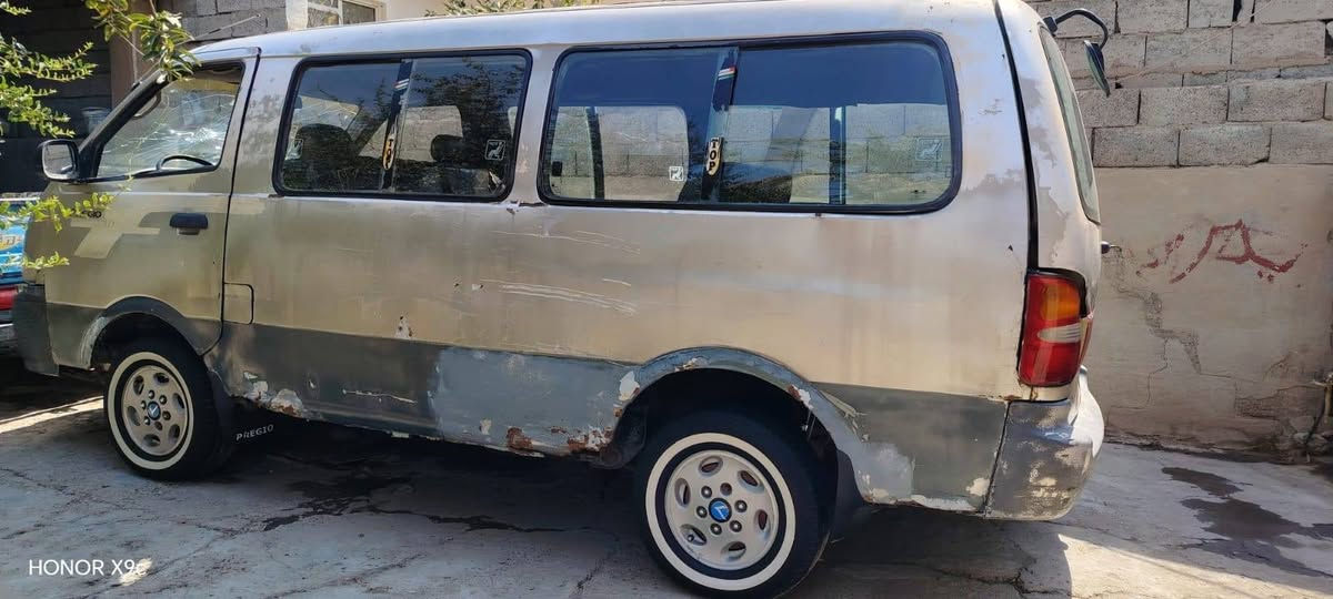 سلام عليكم بريجو موديل ٩٧ مكينه كير تخم تاير جديد صواصي نضيفات بدون تعمير مبيهه نواقص كدام عينك سياره ب ٣٨ وبيهه مجال شرط تحويل رقم ألماني مكان سياره المدائن رقم صاحب سياره ***********
