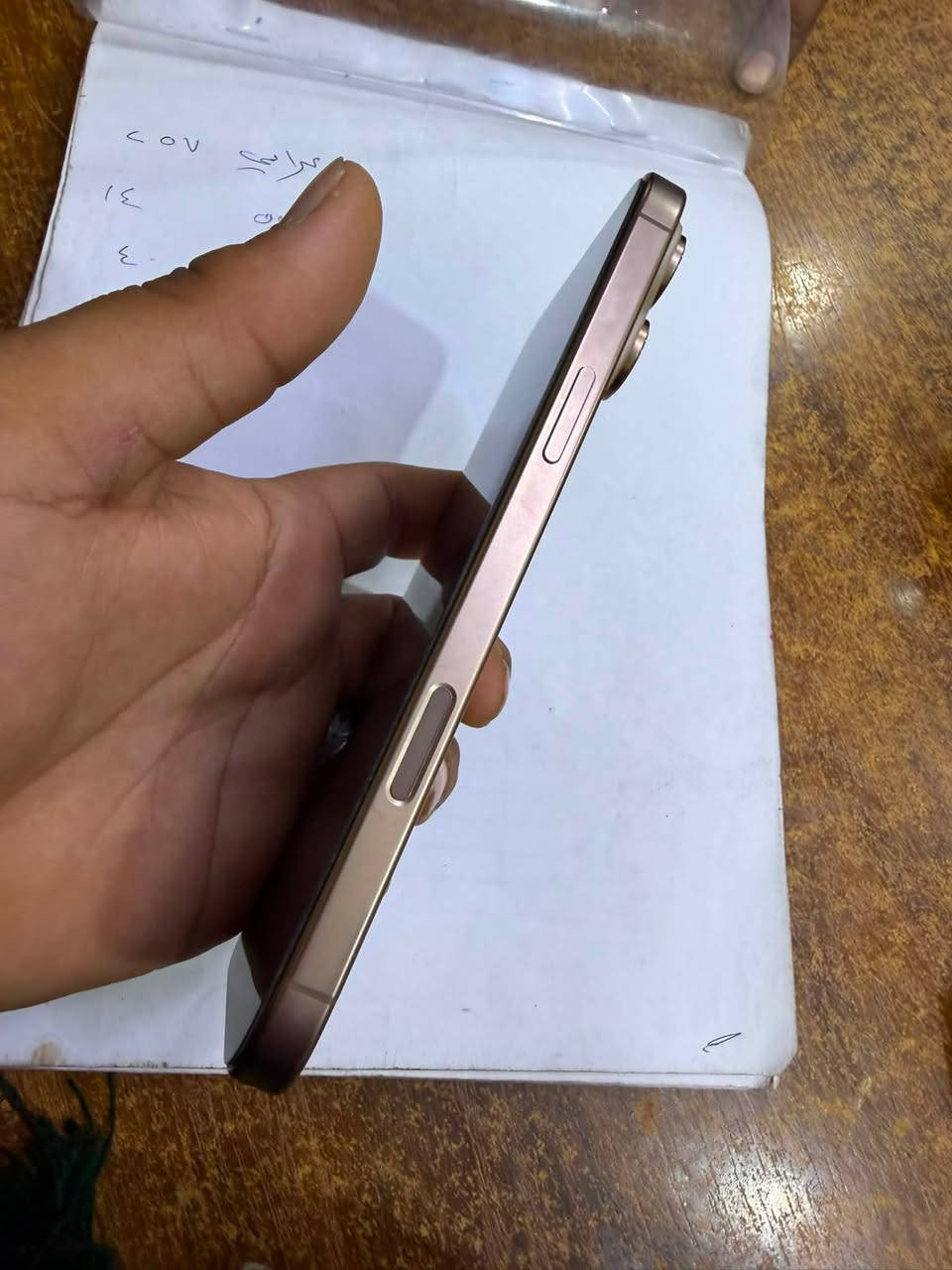 ايفون ١٦برو ماكس للبيع 
ذكره ٢٥٦
بطاريه ٩١
ملحقاته كامله الجهاز مكفول 
الجهاز ماستر 
السعر ١٢٧٥
مكاني بغداد الشعله 
الجهاز نضافه ١٠٠بل ١٠٠
***********￼
