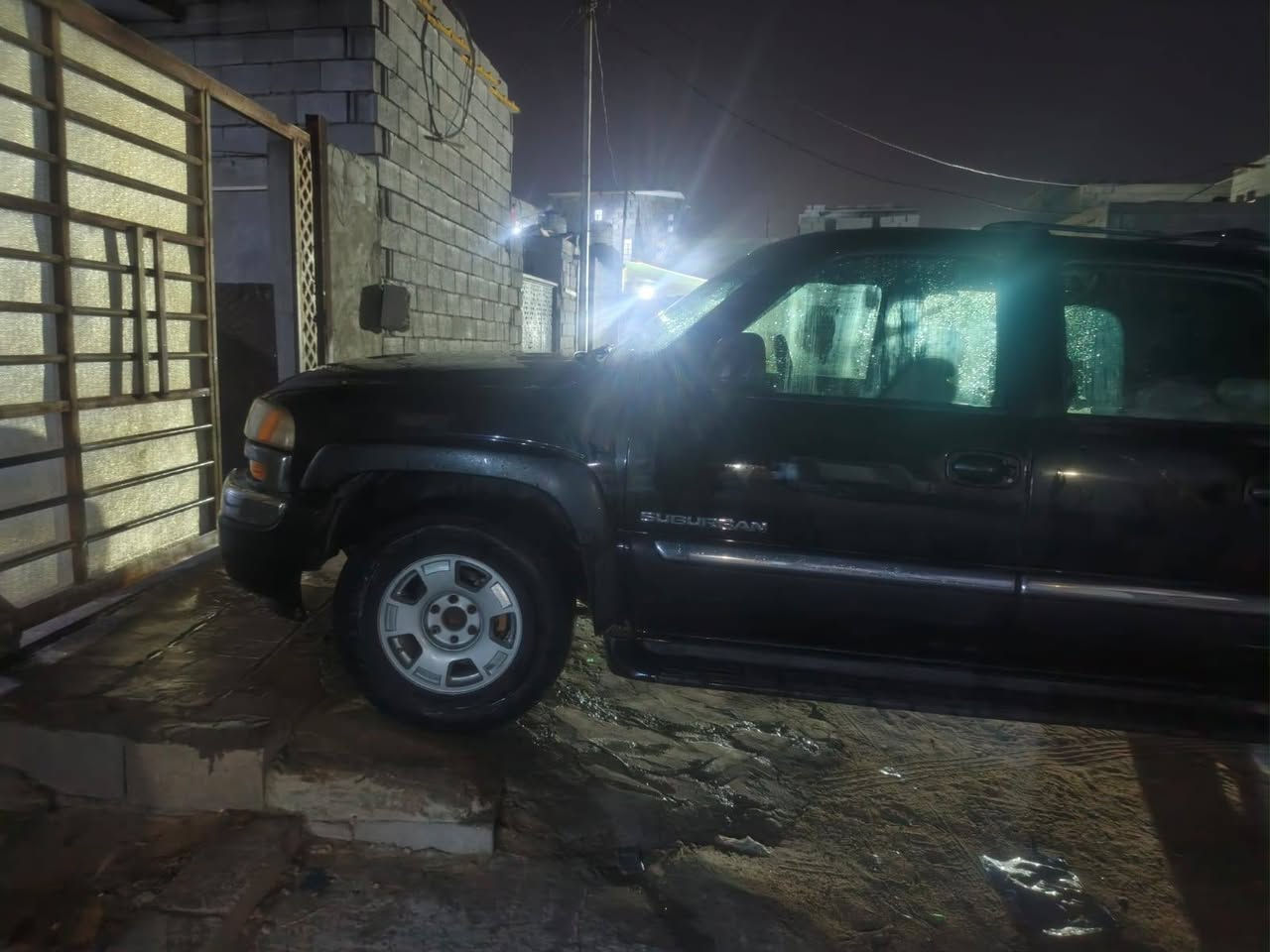 السلام عليكم يوكن ٢٠٠٥ سياره أدوات محرك ٦٫١٠٠سياره جاهزه من الطول لطول تبريد ثلج❄
كفاله من الكص جاهزه مجهزه تخم تاير 
مكانه البصرة الزبير سعره ٤٥ وبيه مجال ترهم مراوس حسب القناعه أنه مكلف بنشر 
***********
