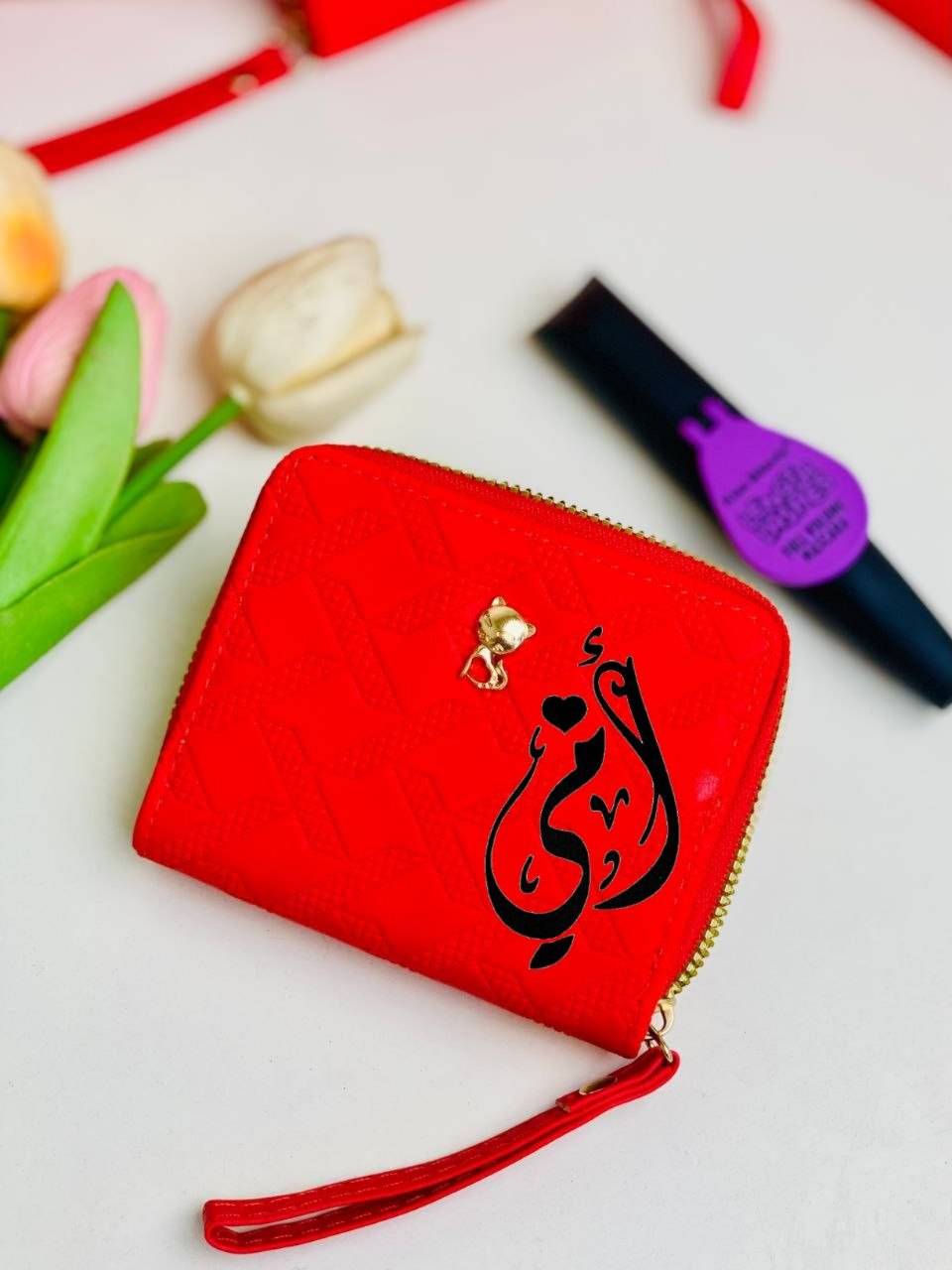 طباعة حسب الطلب • محافظ • ألوان