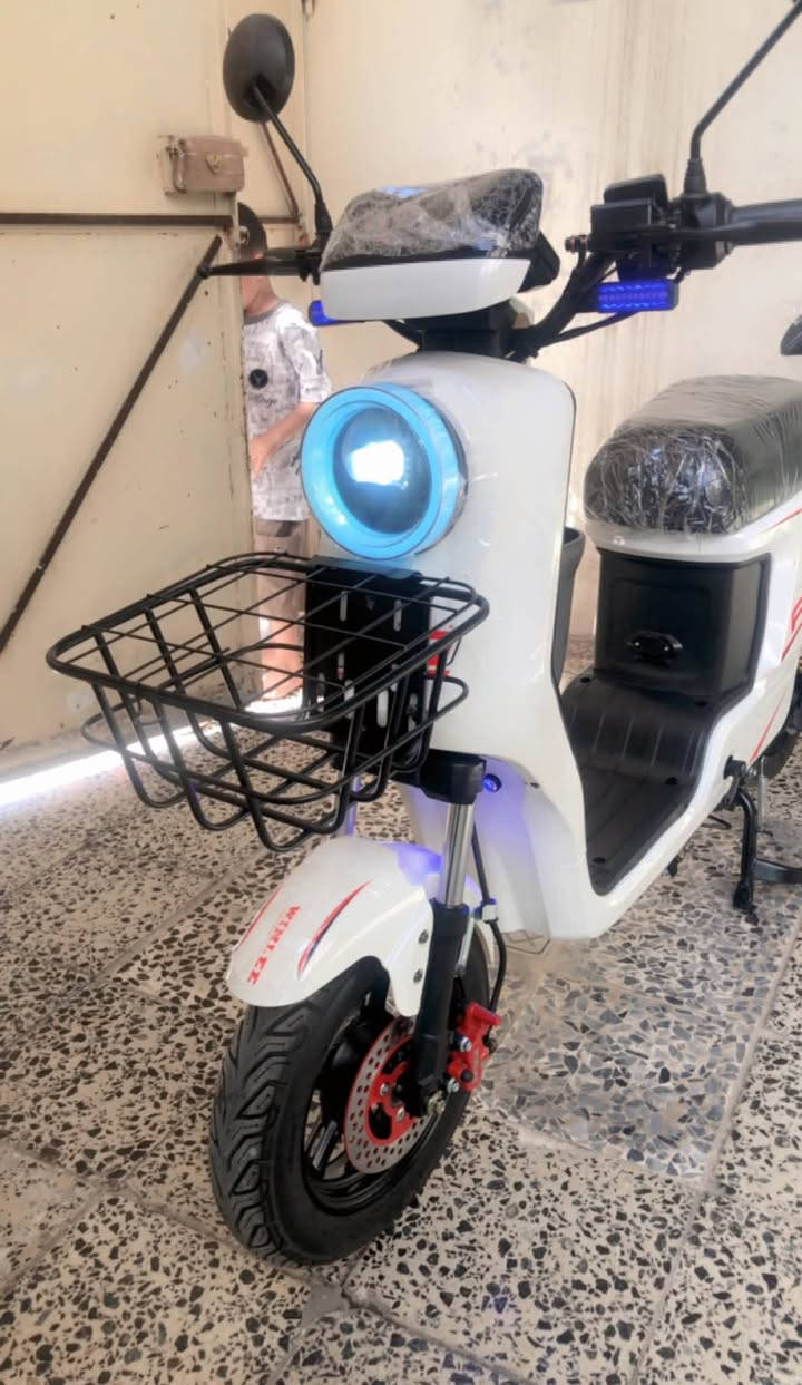 R9 • جديد • ٥ بطاريات