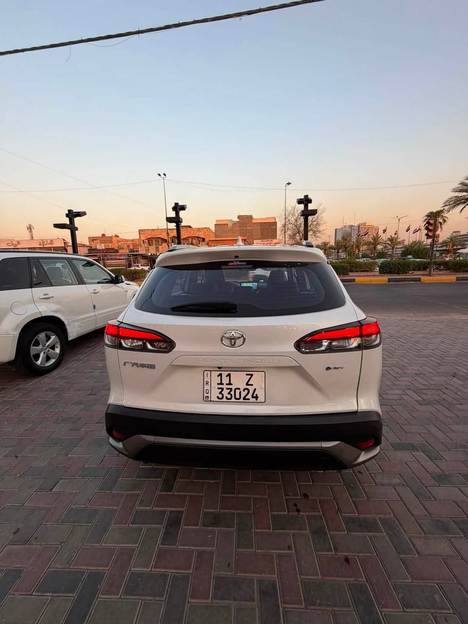 فروت لاندر اس فول الفول
كشافات جنطه كهرباء حمالات
كفاله  جديده جدآ
فقط ملاحضه زغيره بيها
السياره مغلفه بالرايز بالكامل

***********
سعر 27500
