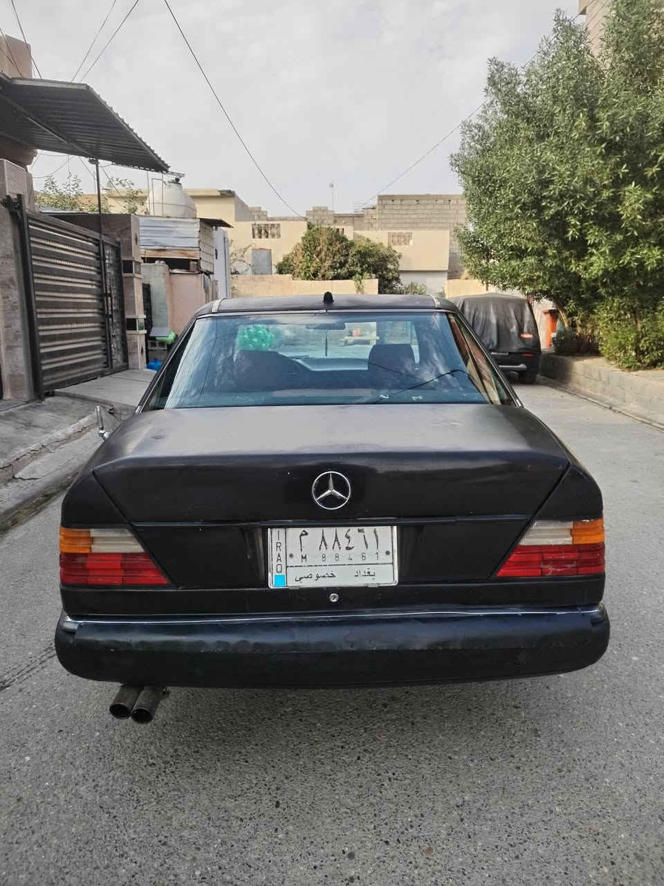 مرسدس دب • ٩٢ • رقم بغداد