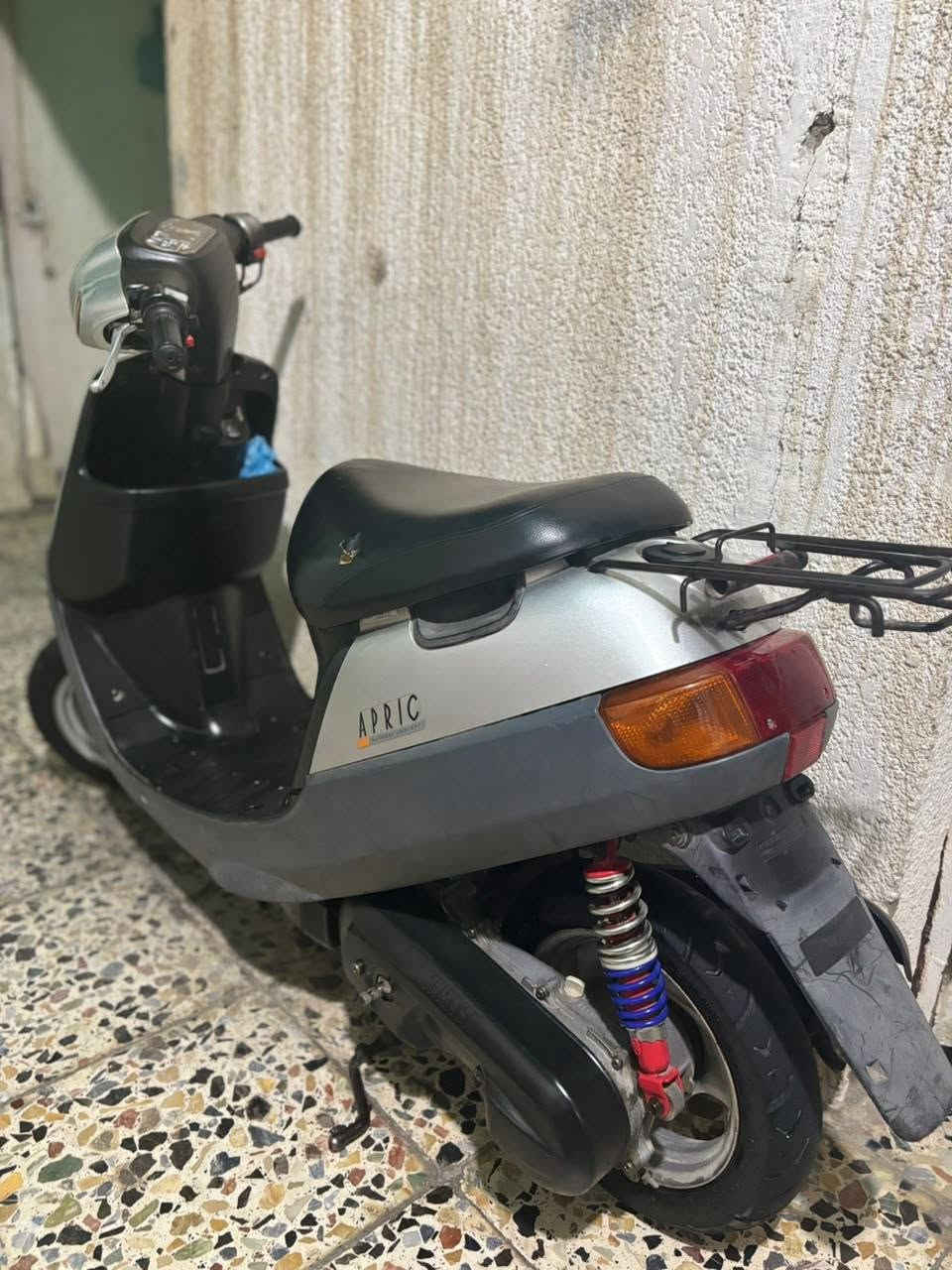 سعره ٧٠٠ وبيه مجال رقمي(***********) 
بطه للبيع كفاله  مكينه مامفتوحه مابيه صوت كير روله وصل معرض موجود ماصار هواي نازله لايت اشاير سكنات بريكات كله شغال نقص فقط باتري جيب وياك باتري اذا ماشتغلت نكره عوفه وروح دراجه نضيفه ومال جناي شلعه تشك كاع معدل ٦٠ للاستفسار خاص وتدلل
