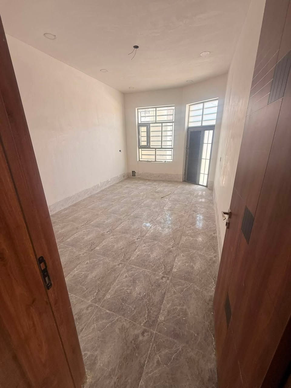 دار للأيجار المساحه ١٥٠ متر اربع غرف نوم زيرو الدورة البوعيثة مجمع العدل الأول ايجاره ٦٠٠
للأستفسار ***********
