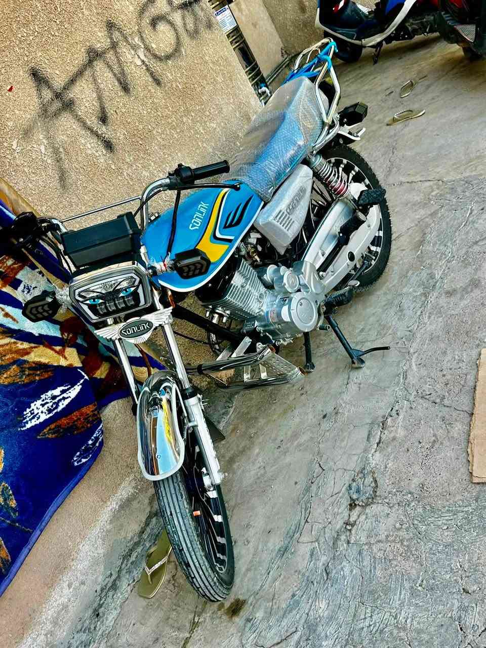 سلام عليكم دراجة للبيع أو مروس ب تايكر كون 24نضيفة ***********
