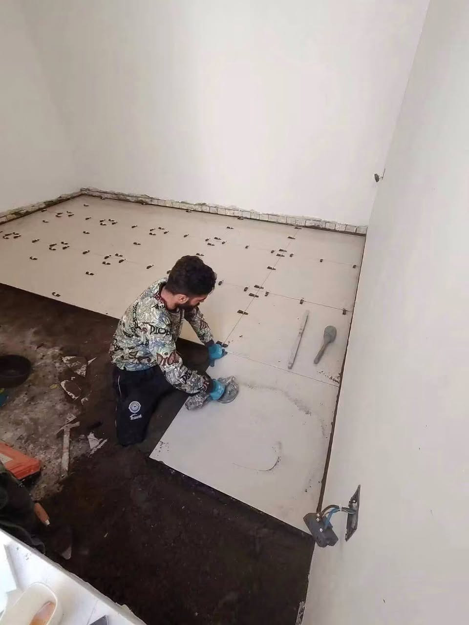 خلفه سيراميك متفرغ للعمل
نعمل سيراميك مرمر كرانيت بورسلاين
           بايات درج حجر قرض 
            استفسار اكثر اتصل
         *********** وات ساب
            *********** وات ساب
            ‏‪مستعدون لكافه أعمال الترميم
