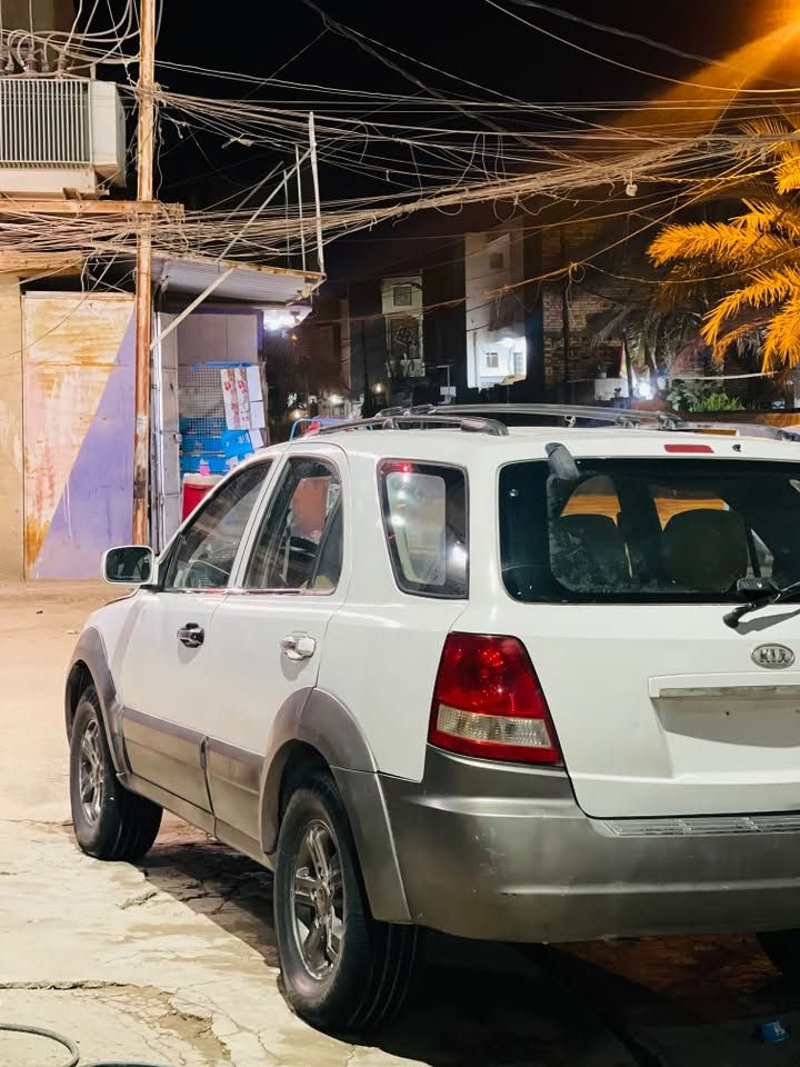 كيا • ٢٠٠٦ • مزاد بابل