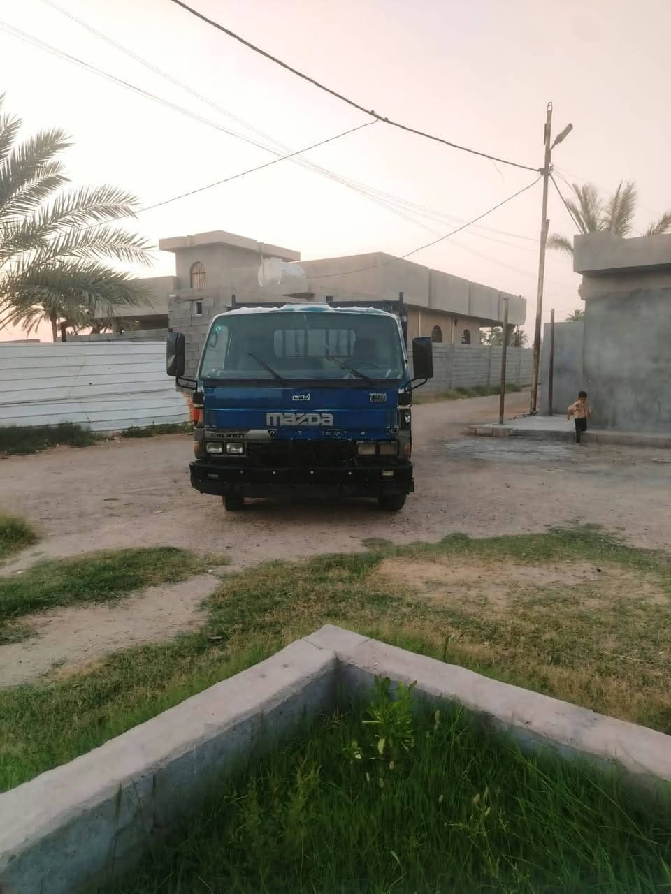 مازده كنتر • موديل ١٩٩١ • شاصي مكفول