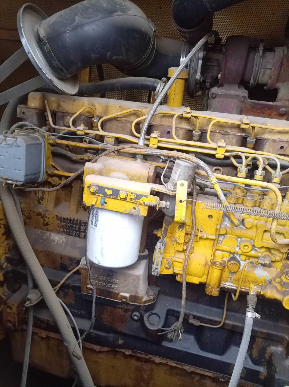 مولدة جوندير 250kv  مكان اربيل صناعة جنوبية رقم واتس اب ***********
