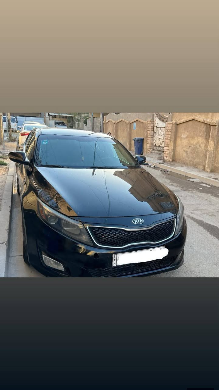 سلام. عليكم  كيا اوبتيما موديل 15 أمريكي رقم بغداد الجديد السعر 100وبيها مجال العنوان بغداد
السياره جاهزه من كولشي حداديه  تبريد تدفئه كهربائيات كلها شغاله  
السياره حادثها جاملغ الأيمن والباب والجاملغ الخلفي من جهه الكنر مال باب انضربت عندي  تقريبا شبر 
الباقي كله ليبل واحد  
***********
سلام. عليكم  كيا اوبتيما موديل 15 أمريكي رقم بغداد الجديد السعر 100وبيها مجال العنوان بغداد

