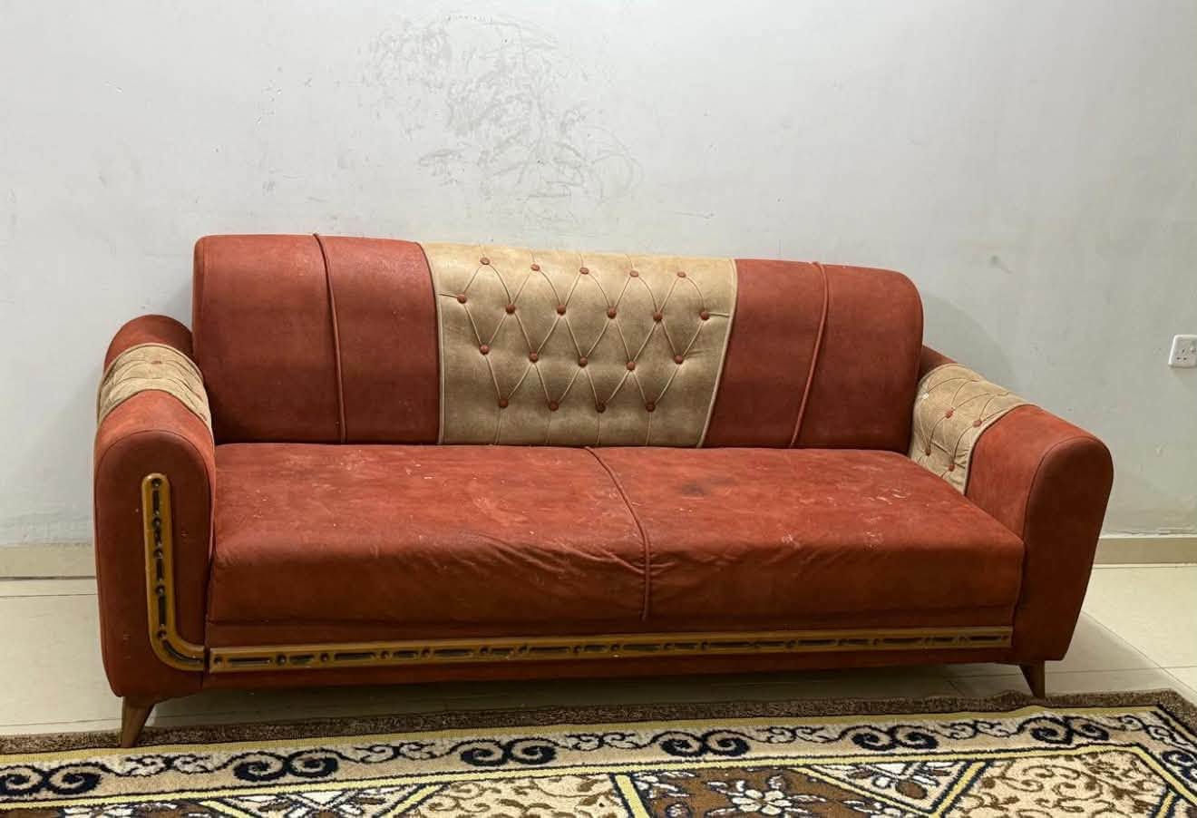 صوفا • كنب • للبيع