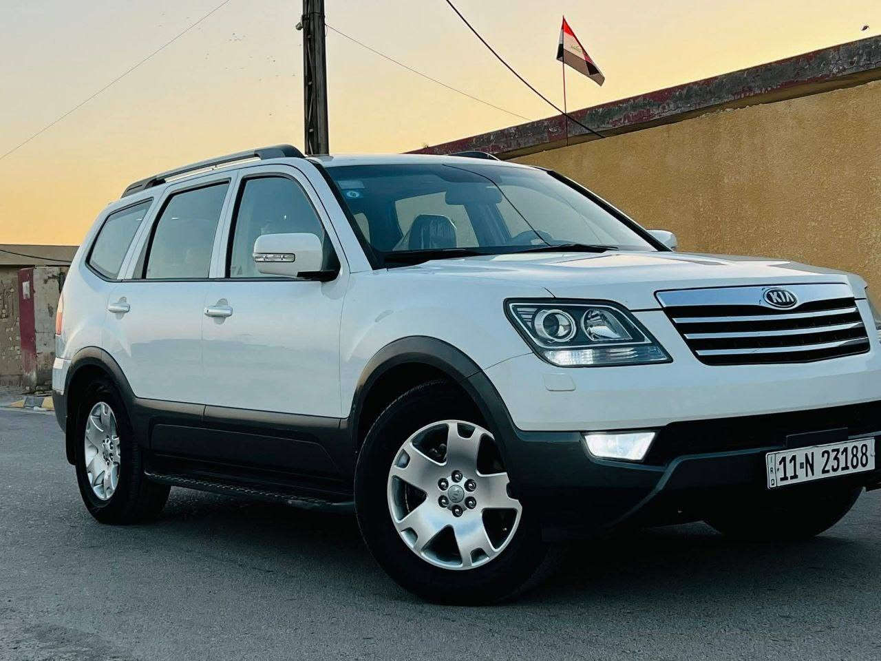 السلام عليكم
مهافي ٢٠١٥ 
رقم بغداد بأسمي 
سيارة فول مواصفات 
زراك لايت فتحة 4×4 
كشنات جلد تدفئة كشنات 
لايت زنون 
خزن ميموري
مكفولة من الصبغ 
المكان واسط 
للأستفسار 
***********
