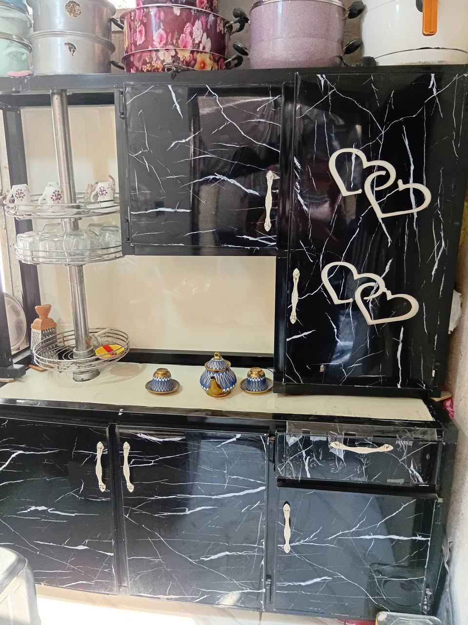 السلام عليكم كاونتر ٣قطع للبيع سوكي اشتريته قبل فترة بي ضرر فطر بالمرور مكاني بغداد الامينالسعر١٢٥ وبي مجال بسيط للتصال ***********
